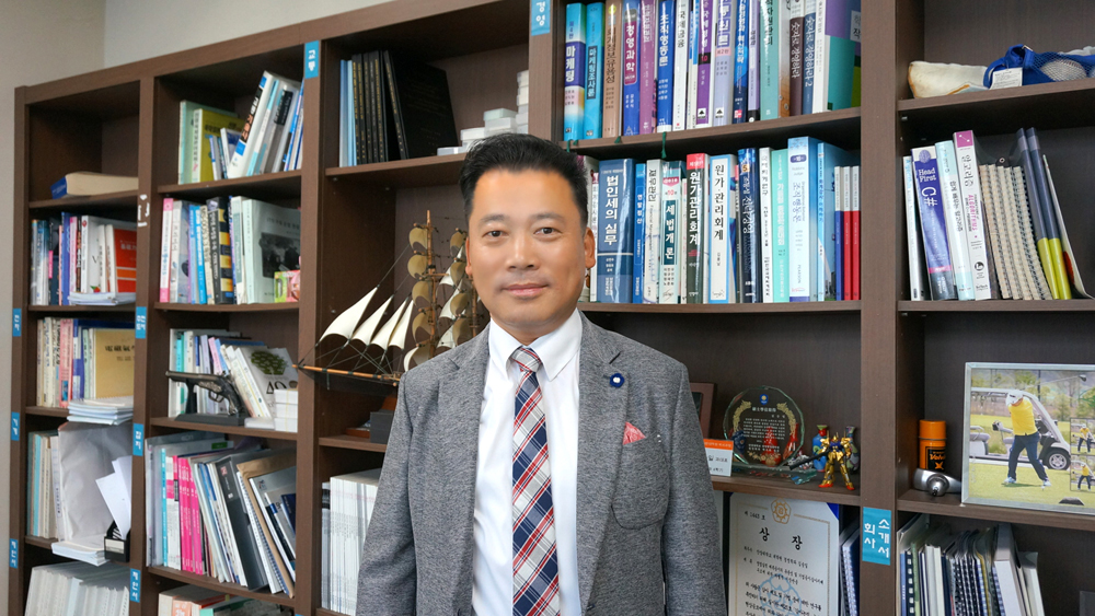 편하게 차 댈 곳 바로 알겠네
