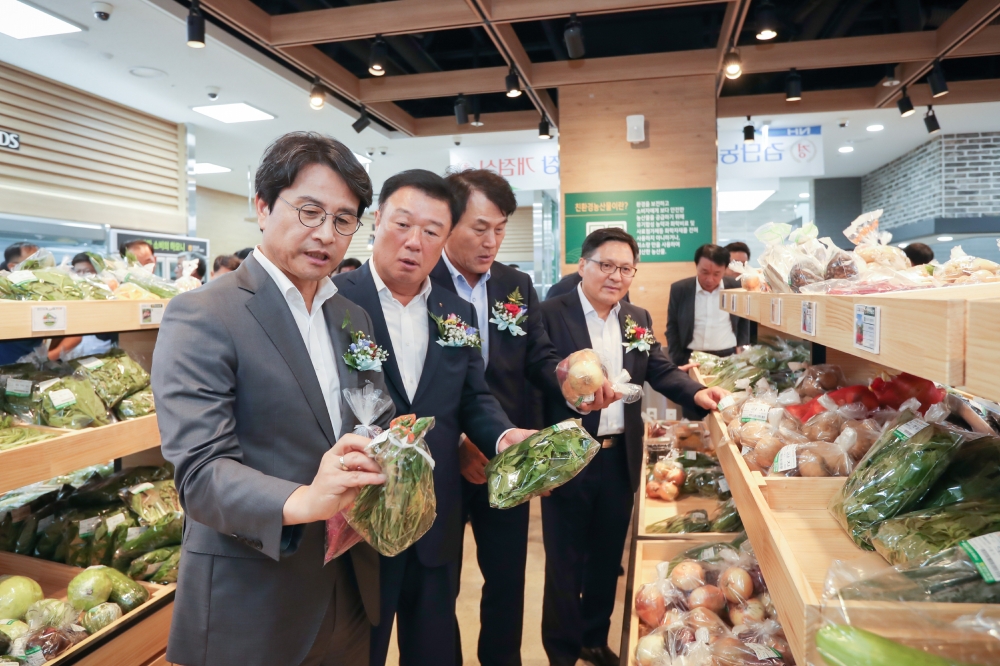 검단농협 로컬푸드 직매장 문 열었다