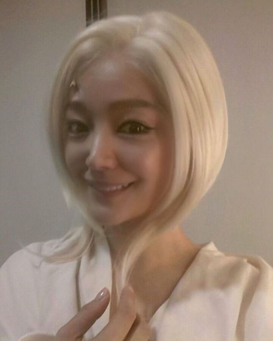 뮤지컬 배우 김소현, 금발머리로 변신한 모습 마리 앙투아네트 추억