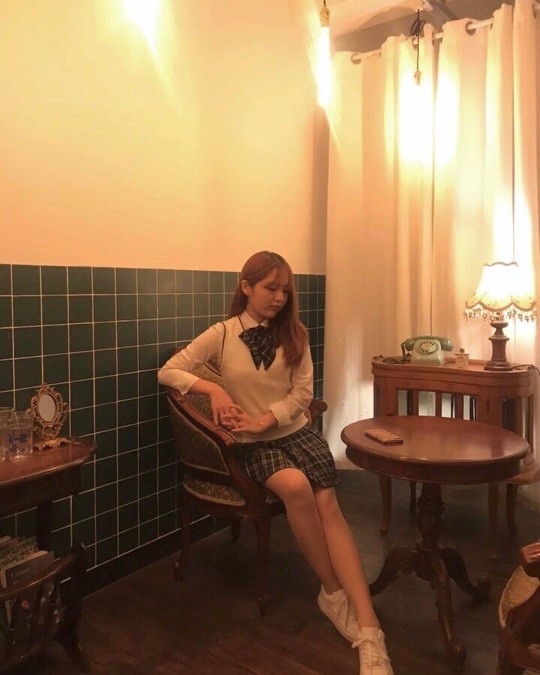 `서신애` 최근 자신의 인스타그램에 5년만에라는 글과 함께 사진을 게재해