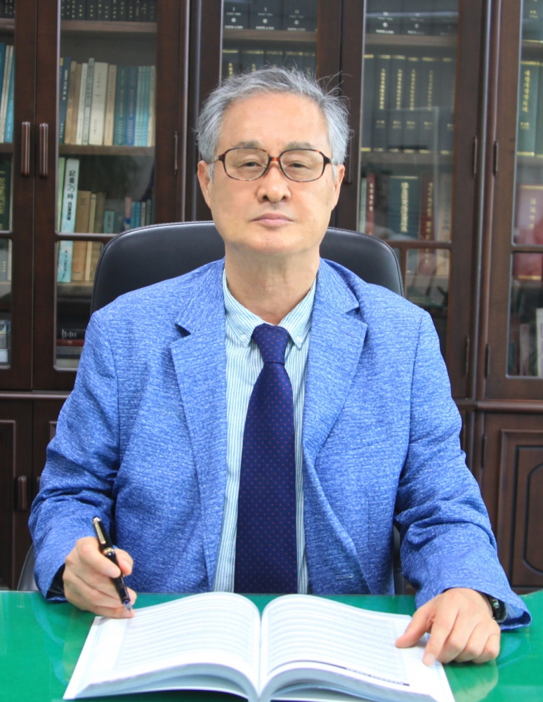 [새얼굴] 오성계 학교법인 새빛학원 이사장