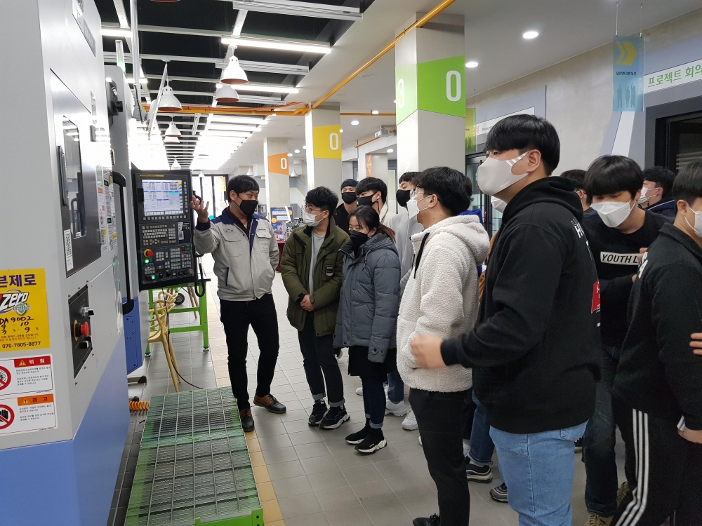한국폴리텍대학 기계시스템과-두산공작기계, 기술 전수 프로그램 진행