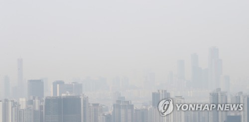 [오늘날씨] 눈·비 온 뒤 낮부터 추위…미세먼지 나쁨