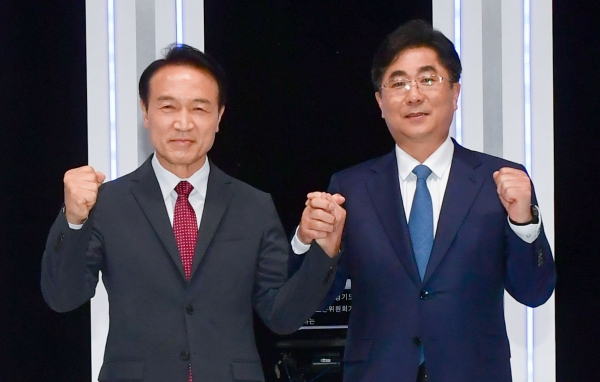 임태희-성기선, 경기도교육감 후보 토론회서 '난타전'