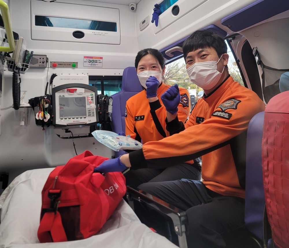 고양소방서, 구급차 이송 중 새 새명 받아내…산모·아기 건강
