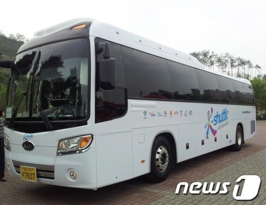외국인 위한 &apos;자유투어버스&apos; 운영…서울~전남, 주 4회