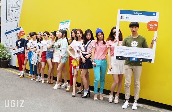 유지아이지, 에스팀과 가로수길 이색 퍼포먼스