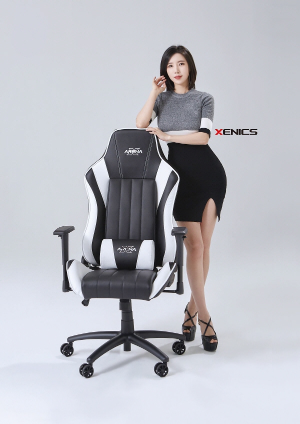 [커버스토리] 제닉스와 함께 모든 게임을 마스터 할래요 모델 송주아