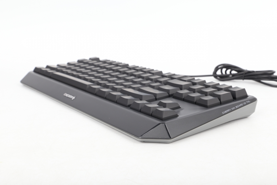 완성도를 크게 높인 텐키리스 게이밍 키보드, CHERRY MX BOARD 1.0 TKL RGB 피씨디렉트