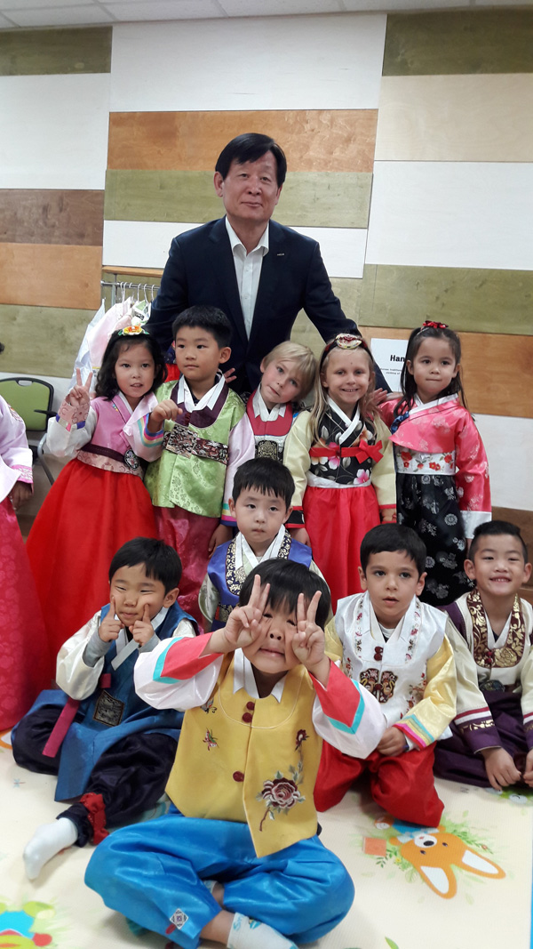 인천경제청, 국제학교 유치원생에 전통문화 체험행사