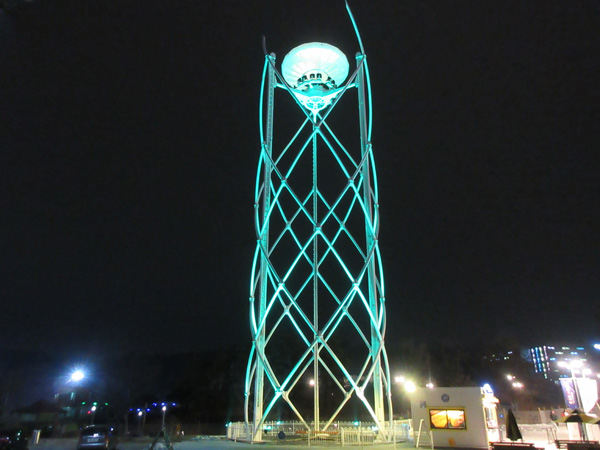 이천 덕평휴게소에 우주타워 설치