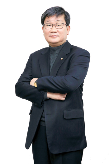 대권 디딤돌 도지사 아닌 경기도민 위한 도지사 필요… 道 현안 잘 아는 내가 적임