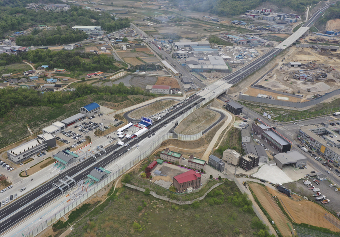 화성 봉담-송산 잇는 18.3km 고속도로 개통