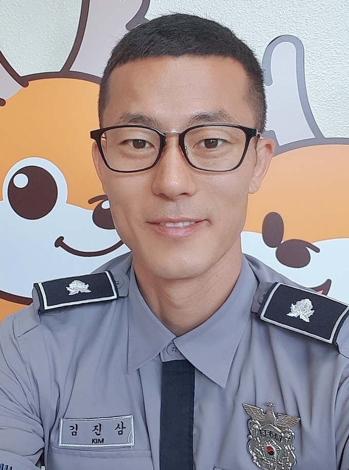 왕복 8차선 도로에서 잠든 음주운전자…인천 서구 청경 대처로 사고 막아