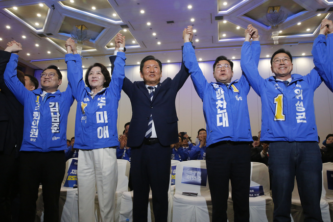민주당, 경기·인천 지역 공천자 집결···“6·3 지방선거 승리는 시대적 소명”
