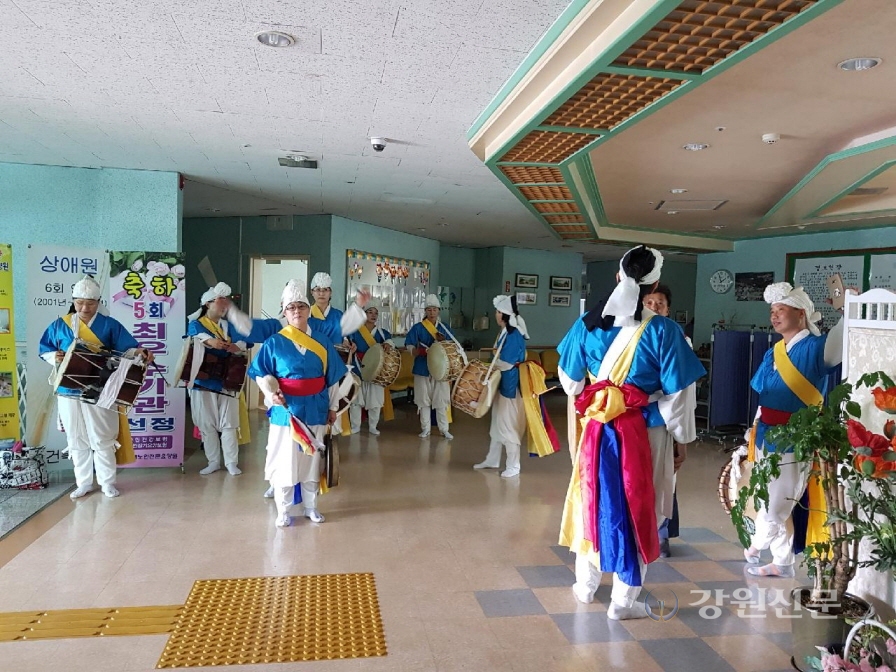 원주 행구농악단, 요양원 위문 공연