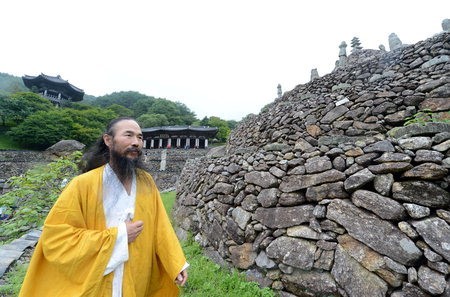 [사람속으로] 청학동 배달성전 ‘삼성궁’ 창건 한풀 선사