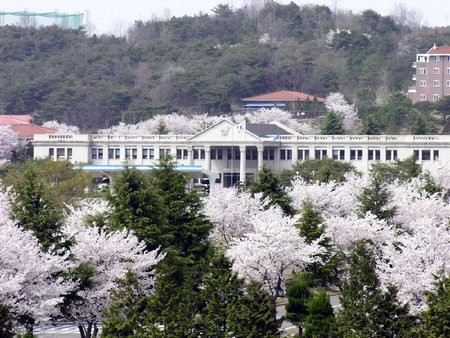 공군교육사, 진주 경제 활력 큰몫