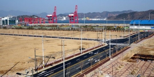 준공 1년반 만에 가까스로 문 연 마산 가포신항