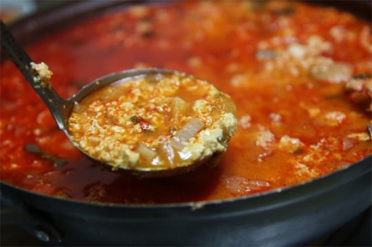 기자들이 추천하는 점심 맛집 ⑨ 창원 가야식당 순두부찌개