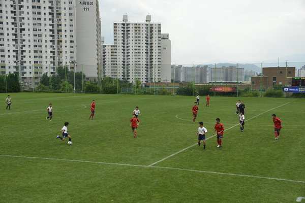 한·중·일 축구 꿈나무들, 창원서 꿈 펼치다