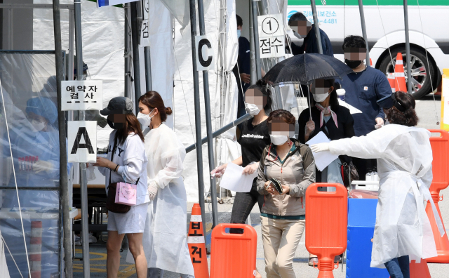 김해 노래연습장서 방역수칙 위반 모임 확진 잇따라