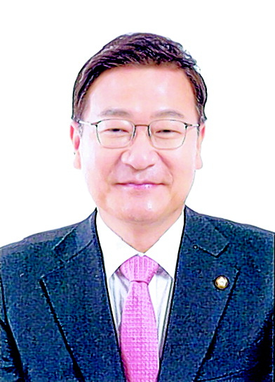 정점식 의원 ‘바다환경지킴이’ 지원 확대법안 국회 통과
