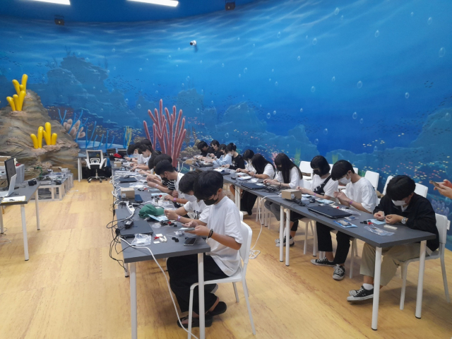 마산로봇랜드 ‘로봇체험교실’ 대만족