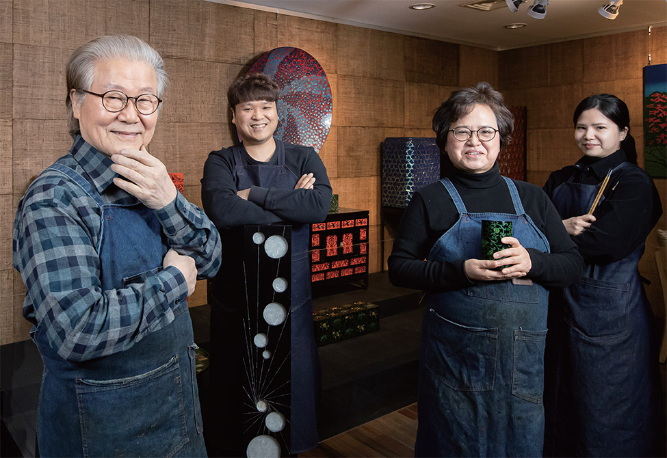 [ZOOM UP] 칠기(漆器) 장인의 홍대 앞 가족 작업실