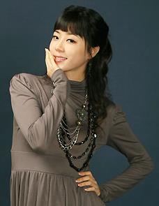 주목 박한별, 보그맘 호평으로 극과 극 미모 새삼 화제