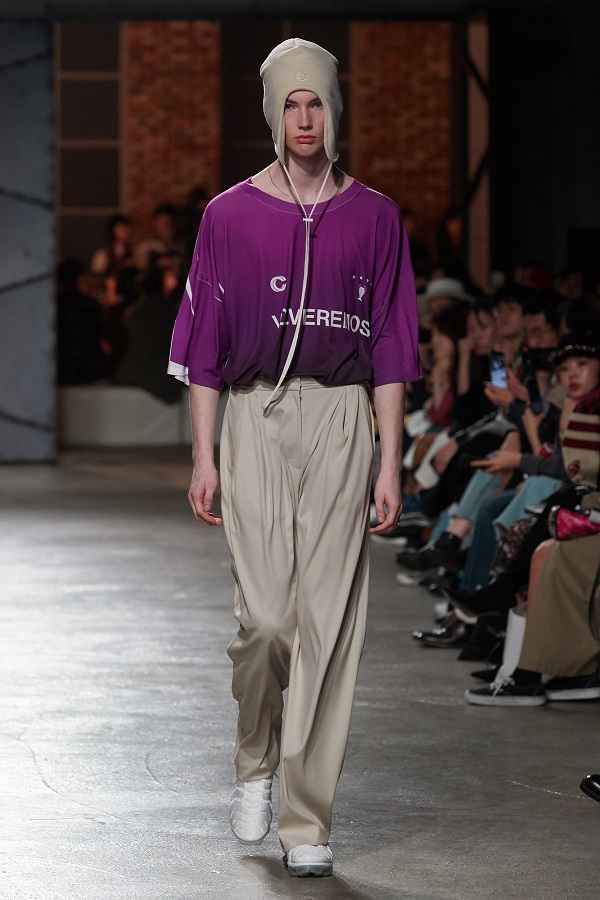 챈스챈스, VOLVEREMOS 테마··18 FW 패션쇼 성료