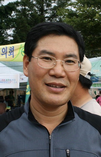 자나깨나 오미자 생각 … 1천억 산업 이끌어