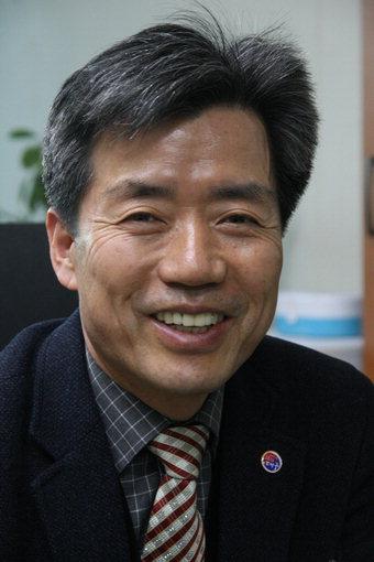 “더불어 살아가는 세상, 아이들이 알게 해야”