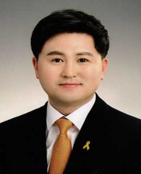 구성재-추경호 지지도 초박빙…당선 가능성은 秋가 14.6%p 앞서…TK격전지 여론조사-대구 달성군