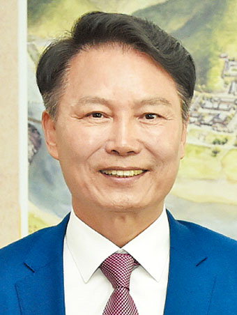 김천일 청우물류 시에스로지스 대표, 청송군 인재육성 장학기금 200만원