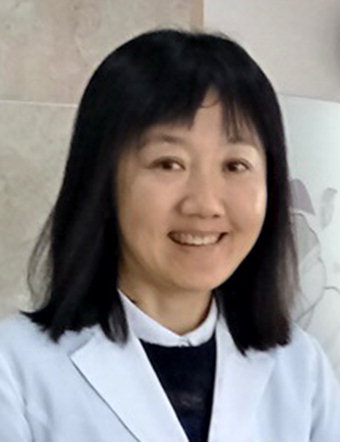 권진영 보람치과의원 원장, 저소득층 자녀 교복비 후원금 전달