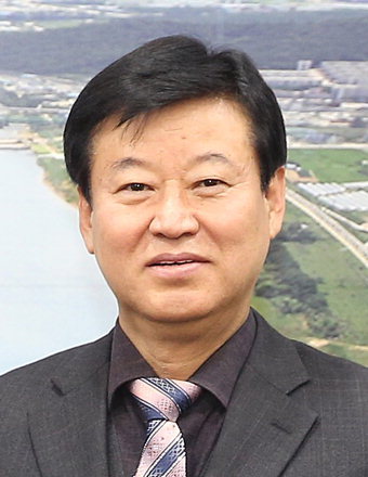 이근배 법무사, 장학기금 300만원