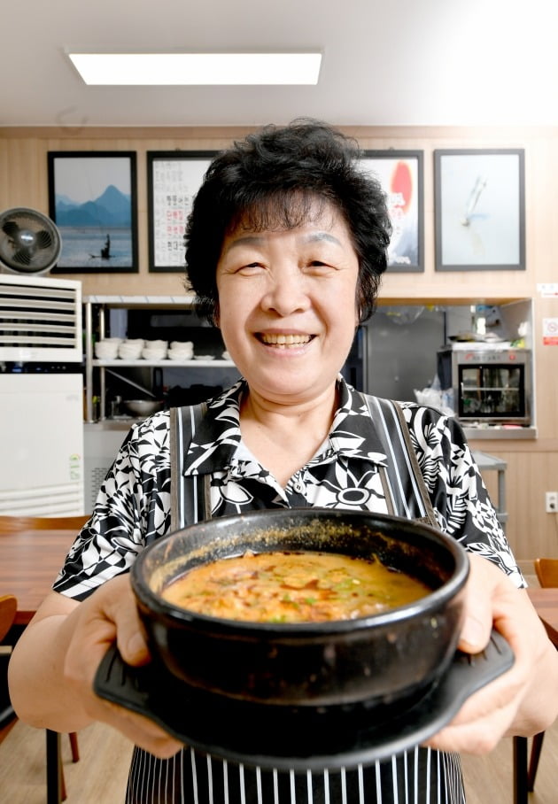 [광주북구 대학타운형 도시재생뉴딜사업] “짱뚱어 때문에 찾아와 준 단골 없었으면 저도 여기 없었지요”