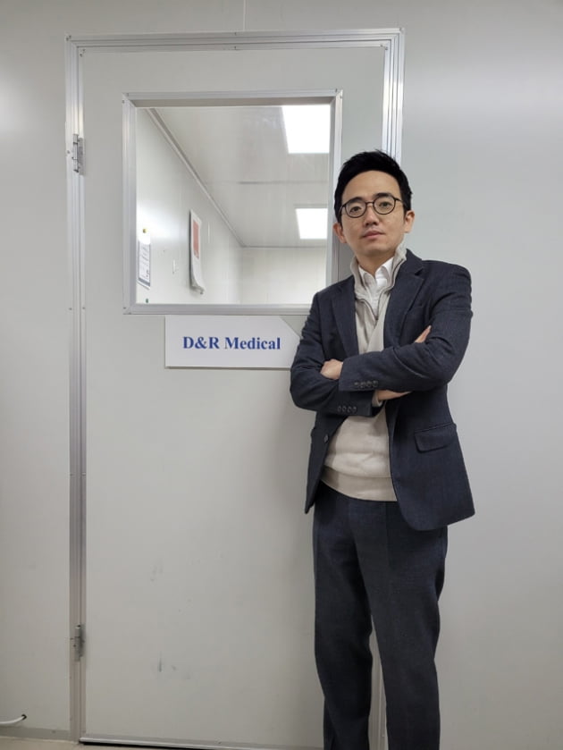 [인천대학교 2021년 예비창업패키지 선정기업] 직접 분사 방식 항암제 투여 의료기기 개발한 디앤알메디칼