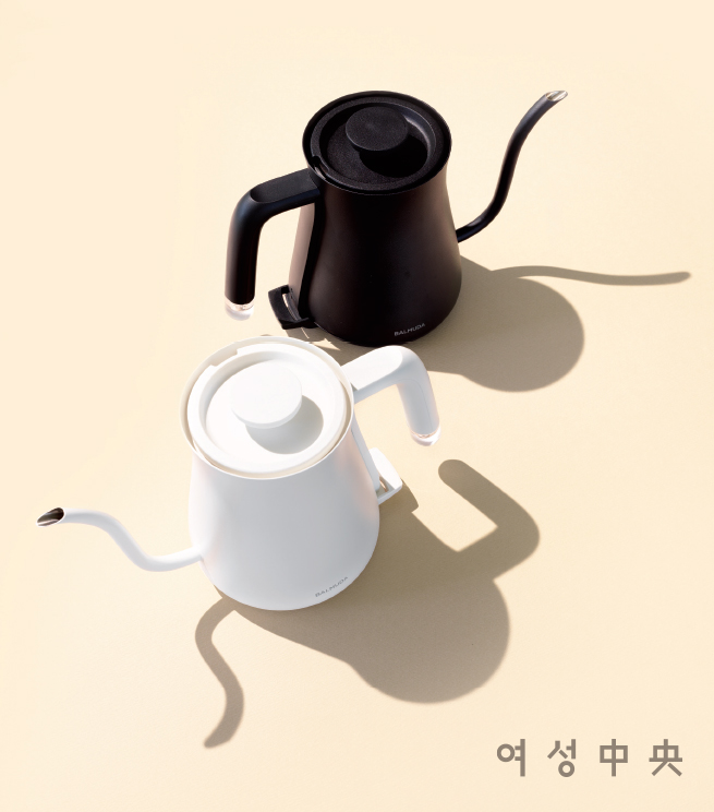 커피를 위한 전기 주전자