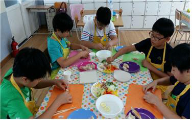 진주 대아중학교, 푸드치료 진로탐색 학습