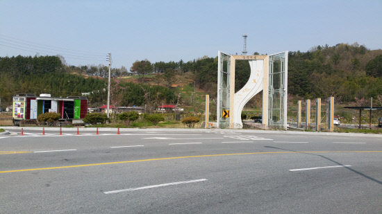 하동 만남의 광장 관리 소홀 이용객들 외면