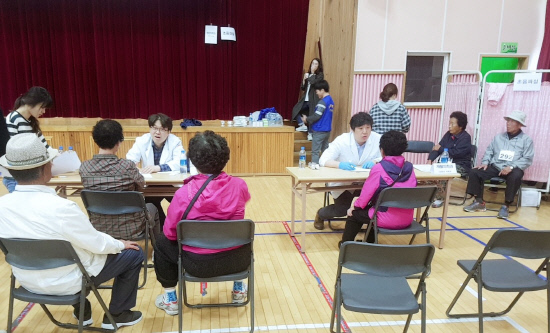 새통영병원, 산양읍 주민 의료봉사활동