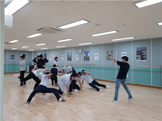 해봄에서 예술체험 프로그램 즐기세요