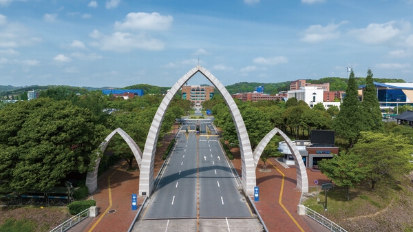 [진주 교육의 역사를 담다]5.경상국립대학교