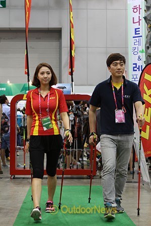메드아웃도어, 하나투어 여행박람회 참가
