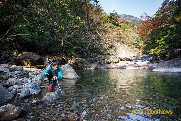 아찔한 더위야 물렀거라!…시원한 계곡 캠핑장 5선