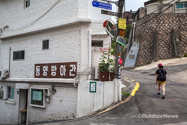 문재인 대통령의 트레킹 코스 따라잡기