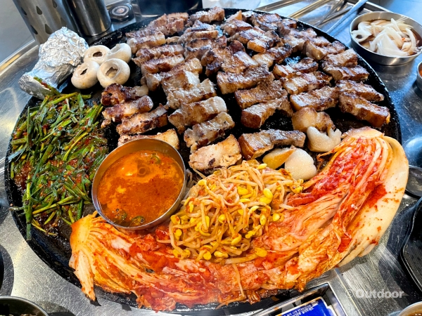 동두천솥뚜껑삼겹살, 충주연수점 오픈
