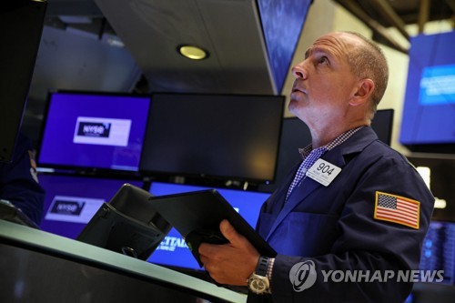 월가, 올해 침체 피한다에 점차 무게
